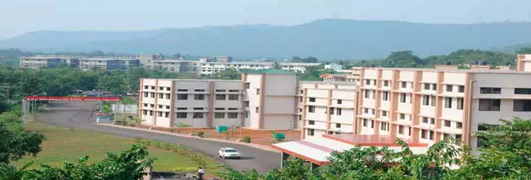 campus BKL Walawalkar Rural Medical College