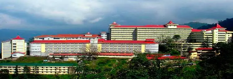 campus Indira Gandhi Medical College