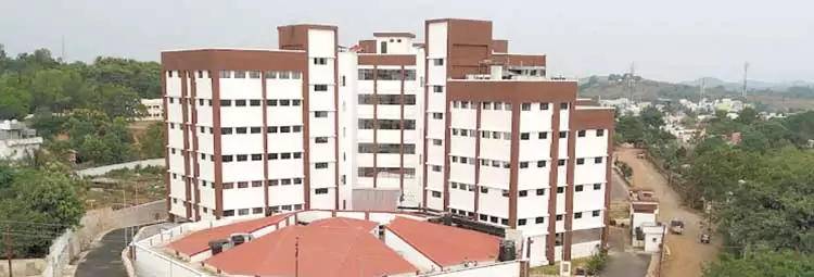 campus Saheed Laxman Nayak Medical College & Hospital