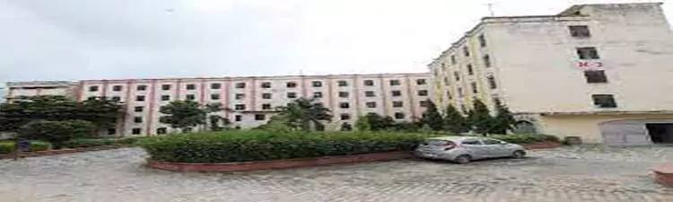 campus Naraina Medical College and Research Centre
