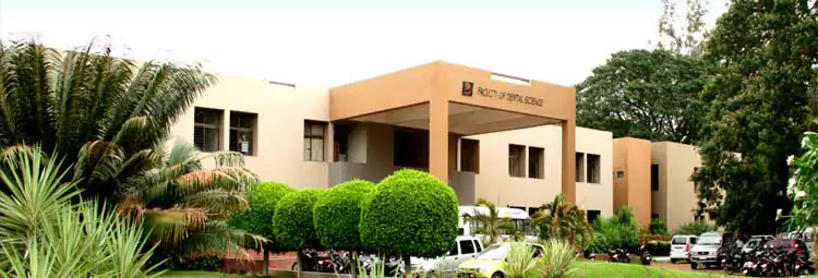 campus Faculty of Dental Science, Dharmsinh Desai University