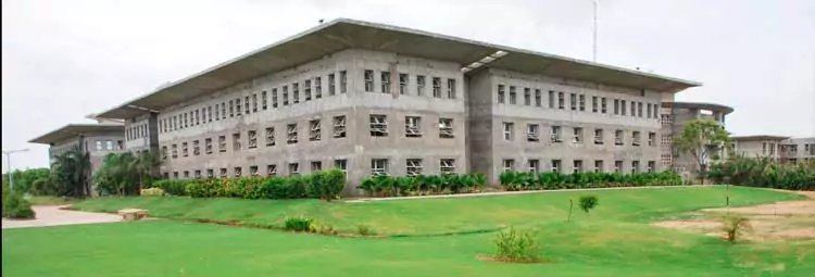 Karnavati School of Dentistry