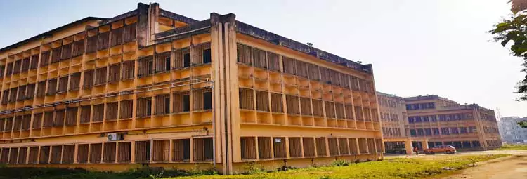 campus Dental Institute Rajendra Institute of Medical Sciences