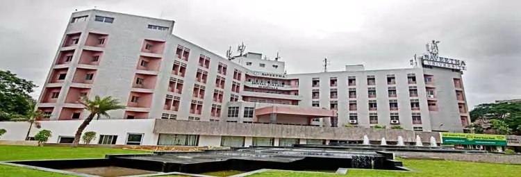 campus Saveetha Dental College and Hospital