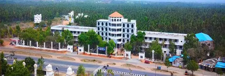 campus Vinayaka Missions Sankarachariyar Dental College