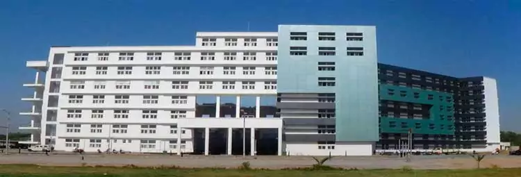 campus GMERS Medical College