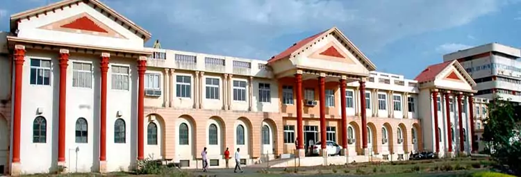 campus Padmashree Dr. D.Y.Patil Medical College