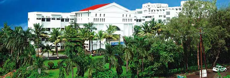 campus Mahatma Gandhi Missions Medical College