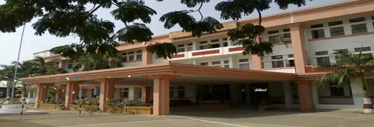 campus Shri Vasant Rao Naik Government Medical College