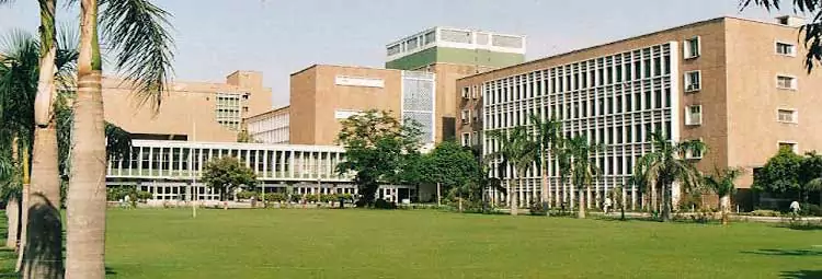 College of Nursing - AIIMS