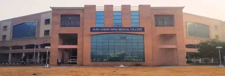 Guru Govind Singh Medical College